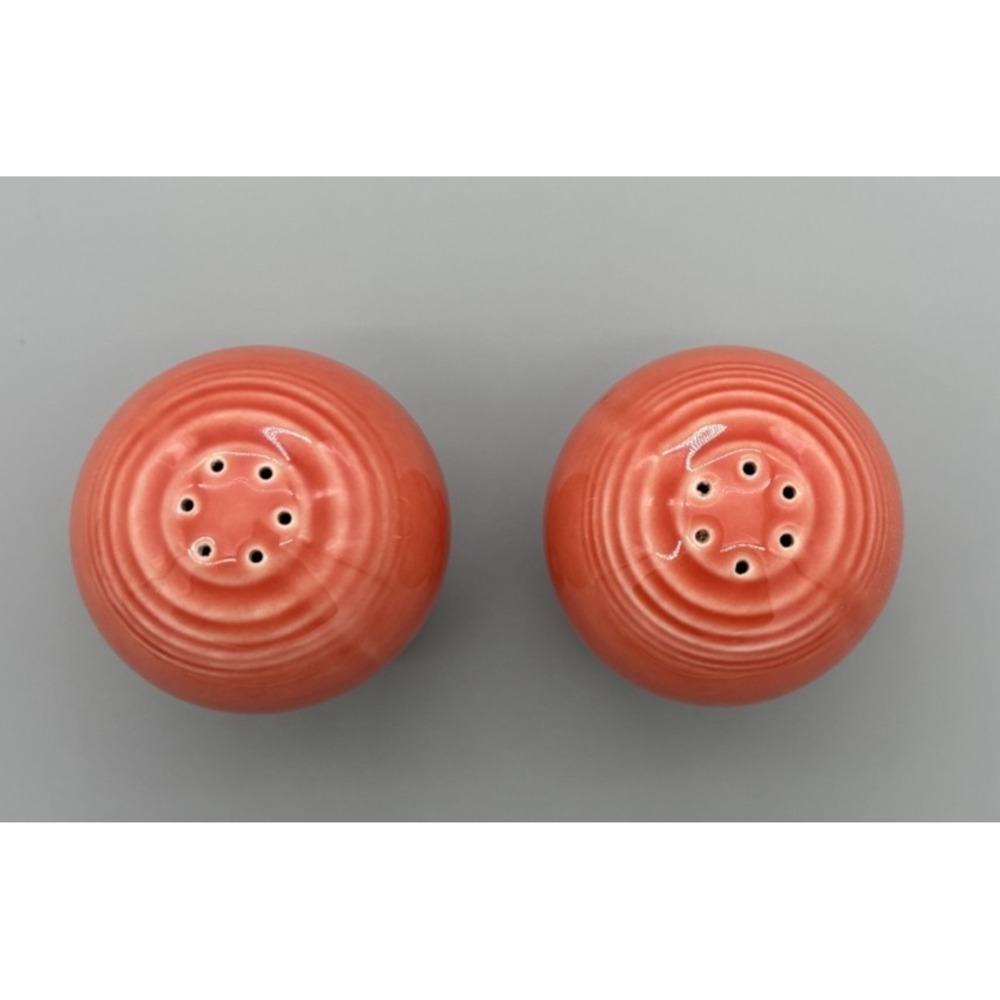 Homer Laughlin Fiesta Persimmon Salt + Pepper Shaker Set Retired Made in USA - Picture 4 of 5